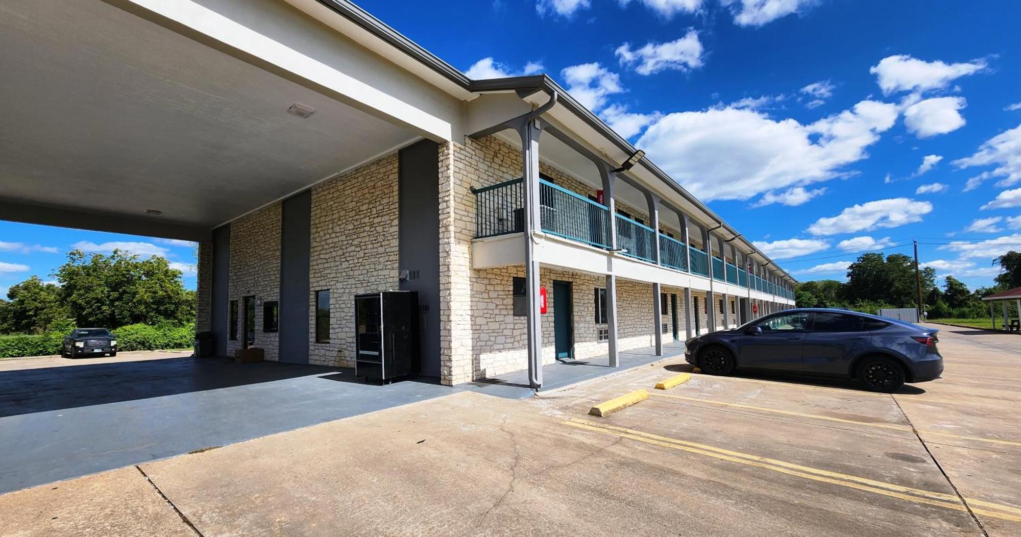 Scottish Inn & Suites Wharton المظهر الخارجي الصورة